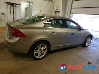 Trzecie zdjęcie samochodu z tyłu: 2015 VOLVO S60 PLATINUM VIN:YV140MFM7F2353216 - miniatura