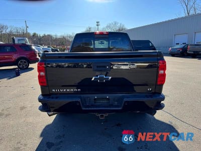 Piąte zdjęcie samochodu w środku: 2018 CHEVROLET SILVERADO K1500 LT VIN:3GCUKREC1JG377226 - miniatura