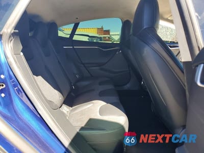 Zdjęcie 10 z 12 samochodu: 2016 TESLA MODEL S VIN:5YJSA1E13GF153299 - miniatura