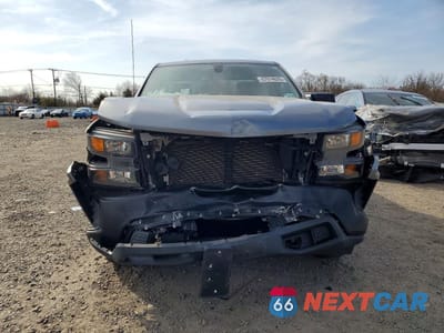 Piąte zdjęcie samochodu w środku: 2019 CHEVROLET SILVERADO K1500 VIN:1GCRYAEH3KZ295856 - miniatura