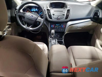 Zdjęcie 8 z 13 samochodu: 2018 FORD ESCAPE SE VIN:1FMCU0GD8JUC18509 - miniatura