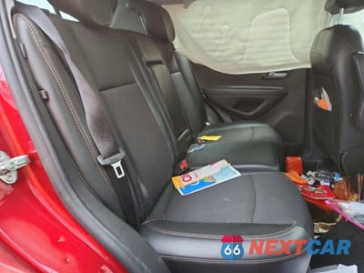 Zdjęcie 11 z 12 samochodu: 2019 CHEVROLET TRAX 1LT VIN:3GNCJLSB8KL186006 - miniatura