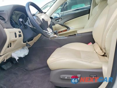 Zdjęcie 7 z 11 samochodu: 2012 LEXUS IS 250 BASE VIN:JTHBF5C25C5180440 - miniatura
