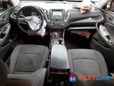 Zdjęcie 8 z 12 samochodu: 2017 CHEV MALIBU LS VIN:1G1ZB5STXHF137499 - miniatura