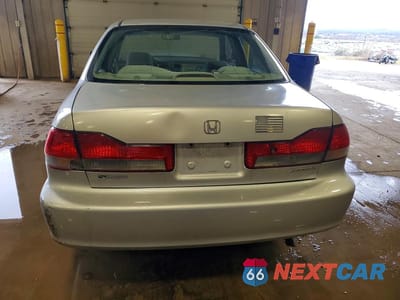 Zdjęcie 6 z 12 samochodu: 2002 HONDA ACCORD EX VIN:1HGCG66832A105848 - miniatura