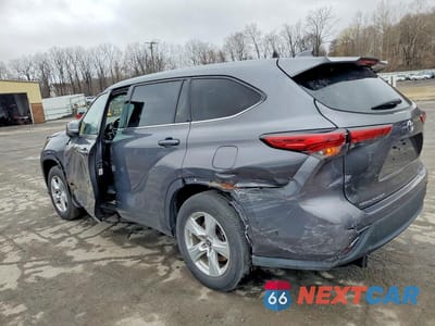 Drugie zdjęcie samochodu z przodu: 2021 TOYOTA HIGHLANDER LE VIN:5TDZZRAH7MS067526 - miniatura