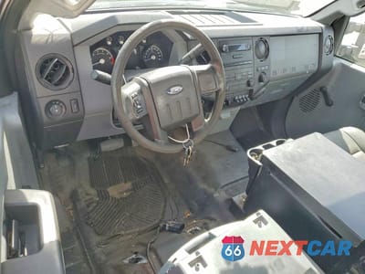 Zdjęcie 8 z 11 samochodu: 2013 FORD F350 SUPER DUTY UTILITY / SERVICE TRUCK VIN:1FDRF3A67DEB92452 - miniatura