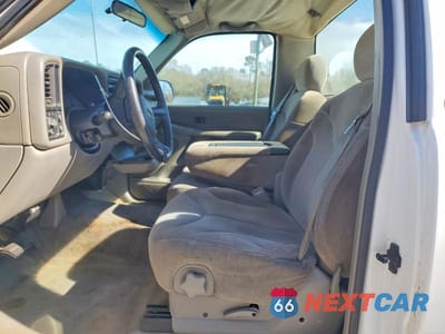 Zdjęcie 7 z 12 samochodu: 1999 GMC NEW SIERRA C1500 VIN:1GTEC14T9XZ531470 - miniatura