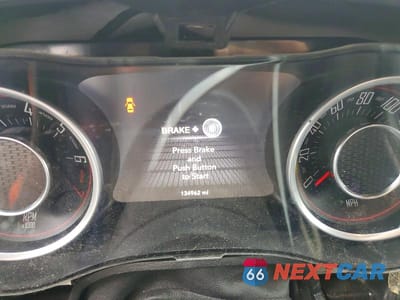 Zdjęcie 9 z 11 samochodu: 2015 DODGE CHALLENGER SXT PLUS VIN:2C3CDZBG6FH723585 - miniatura