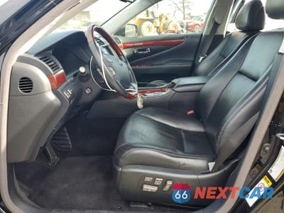 Zdjęcie 7 z 11 samochodu: 2010 LEXUS IS 460 VIN:JTHGL1EF9A5041206 - miniatura