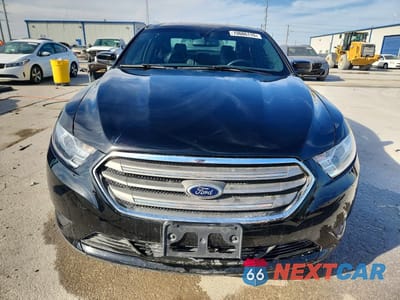 Piąte zdjęcie samochodu w środku: 2016 FORD TAURUS SEL VIN:1FAHP2E84GG115667 - miniatura