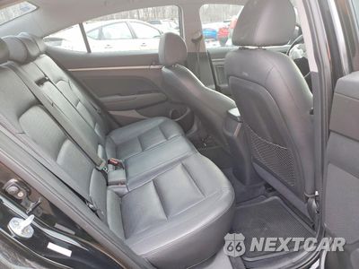 Zdjęcie 10 z 13 samochodu: 2017 HYUNDAI ELANTRA LIMITED VIN:KMHD84LFXHU207092 - miniatura