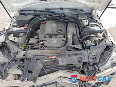 Zdjęcie 11 z 13 samochodu: 2014 MERCEDES-BENZ C 250 VIN:WDDGF4HB1ER309656 - miniatura