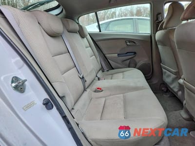 Zdjęcie 10 z 12 samochodu: 2010 HONDA INSIGHT EX VIN:JHMZE2H74AS032587 - miniatura