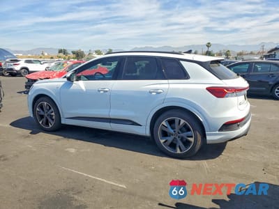 Drugie zdjęcie samochodu z przodu: 2024 AUDI Q4 E-TRON PREMIUM VIN:WA1KUBFZ2RP058124 - miniatura