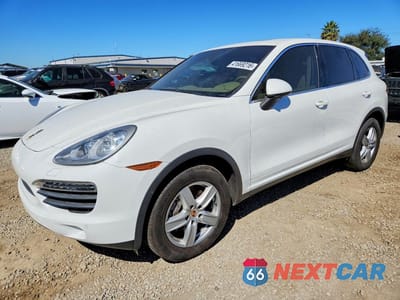 2013 PORSCHE CAYENNE S HYBRID WP1AE2A28DLA15379 - główne zdjęcie licytacji z USA - miniatura