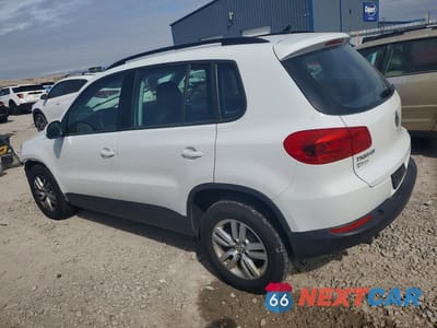 Drugie zdjęcie samochodu z przodu: 2017 VOLKSWAGEN TIGUAN S VIN:WVGBV7AX7HK041817 - miniatura