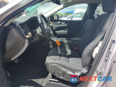 Zdjęcie 7 z 12 samochodu: 2026 VOLVO XC60 CORE VIN:YV4M12RJ6T1361749 - miniatura