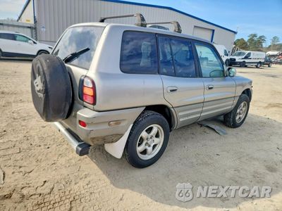 Trzecie zdjęcie samochodu z tyłu: 1999 TOYOTA RAV4 BASE VIN:JT3HP10V3X7141845 - miniatura