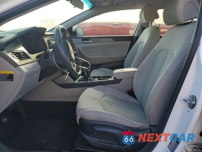 Zdjęcie 7 z 11 samochodu: 2017 HYUNDAI SONATA BASE VIN:5NPE24AF4HH563013 - miniatura