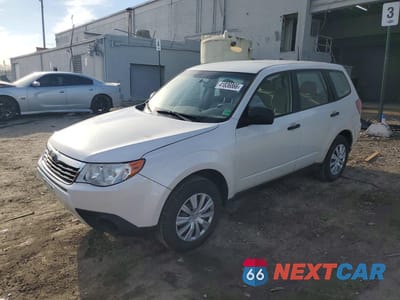 2010 SUBARU FORESTER 2.5X JF2SH6AC8AH744897 - główne zdjęcie licytacji z USA - miniatura
