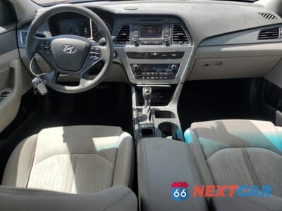 Zdjęcie 8 z 11 samochodu: 2016 HYUNDAI SONATA HYBRID SE VIN:KMHE24L16GA015548 - miniatura