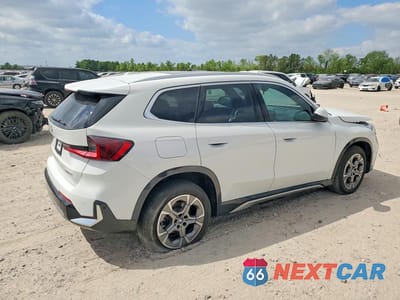 Trzecie zdjęcie samochodu z tyłu: 2025 BMW X1 XDRIVE28I VIN:WBX73EF02S5343413 - miniatura