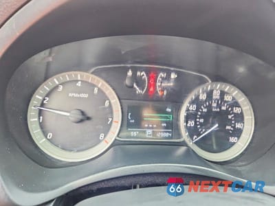 Zdjęcie 9 z 12 samochodu: 2014 NISSAN SENTRA SV VIN:3N1AB7AP9EL607465 - miniatura