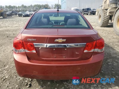 Zdjęcie 6 z 12 samochodu: 2012 CHEVROLET CRUZE LS VIN:1G1PC5SH5C7381287 - miniatura