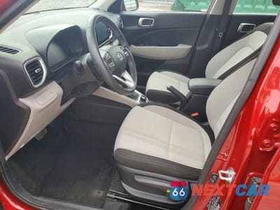 Zdjęcie 7 z 12 samochodu: 2024 HYUNDAI VENUE SEL VIN:KMHRC8A36RU311388 - miniatura
