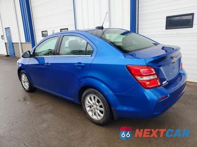 Drugie zdjęcie samochodu z przodu: 2018 CHEVROLET SONIC LT VIN:1G1JD5SH0J4130453 - miniatura