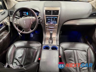 Zdjęcie 8 z 14 samochodu: 2015 LINCOLN MKX VIN:2LMDJ8JK0FBL31391 - miniatura