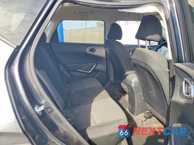 Zdjęcie 10 z 13 samochodu: 2023 KIA SOUL LX VIN:KNDJ23AU2P7884493 - miniatura