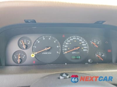 Zdjęcie 9 z 12 samochodu: 2000 JEEP GRAND CHEROKEE LAREDO VIN:1J4G248S0YC145131 - miniatura