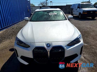 Piąte zdjęcie samochodu w środku: 2024 BMW I4 EDRIVE 40 VIN:WBY73AW02RFT39354 - miniatura