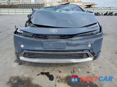 Piąte zdjęcie samochodu w środku: 2024 TOYOTA PRIUS PRIME XSE PREMIUM VIN:JTDACACU0R3032314 - miniatura