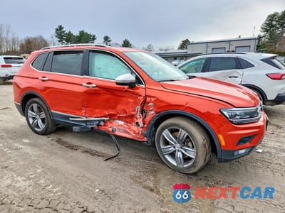 Czwarte zdjęcie samochodu z boku: 2019 VOLKSWAGEN TIGUAN SEL PREMIUM VIN:3VV4B7AX9KM120994 - miniatura