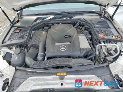 Zdjęcie 11 z 11 samochodu: 2015 MERCEDES-BENZ C 300 4MATIC VIN:55SWF4KBXFU082150 - miniatura