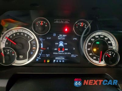Zdjęcie 9 z 12 samochodu: 2014 RAM TRUCKS 2500 SLT VIN:3C6TR5MT3EG222417 - miniatura