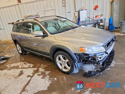 Czwarte zdjęcie samochodu z boku: 2008 VOLVO XC70 VIN:YV4BZ982981016953 - miniatura