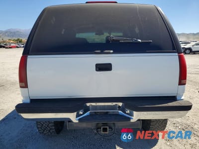 Zdjęcie 6 z 13 samochodu: 1995 GMC YUKON VIN:1GKEK13K8SJ766532 - miniatura