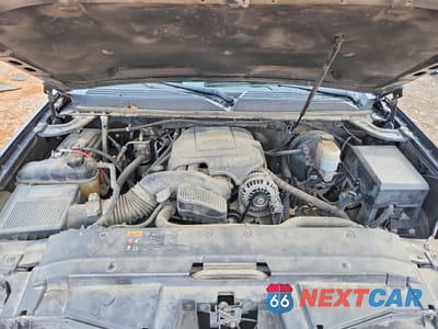 Zdjęcie 12 z 14 samochodu: 2011 CHEVROLET TAHOE C1500 LT VIN:1GNSCBE09BR393569 - miniatura