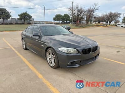 2013 BMW 550 I CHARC WBAFR9C51DD226863 - główne zdjęcie licytacji z USA - miniatura