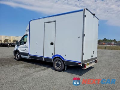 Drugie zdjęcie samochodu z przodu: 2021 FORD TRANSIT DELIVERY TRUCK VIN:1FDBW5Z89MKA84290 - miniatura