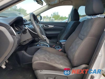 Zdjęcie 7 z 12 samochodu: 2016 NISSAN ROGUE SV VIN:KNMAT2MV7GP650071 - miniatura