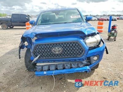Piąte zdjęcie samochodu w środku: 2018 TOYOTA TACOMA 4WD 3.5L V6 TRD OFF- VIN:3TMCZ5AN9JM161150 - miniatura
