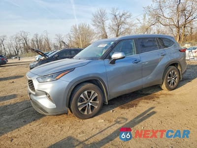 2023 TOYOTA HIGHLANDER XLE 5TDKDRBH9PS503098 - główne zdjęcie licytacji z USA - miniatura