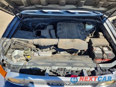 Zdjęcie 12 z 13 samochodu: 2012 TOYOTA FJ CRUISER BASE VIN:JTEZU4BF6CK012484 - miniatura