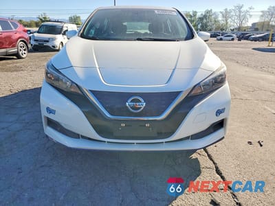 Piąte zdjęcie samochodu w środku: 2019 NISSAN LEAF S PLUS VIN:1N4BZ1CP7KC315849 - miniatura