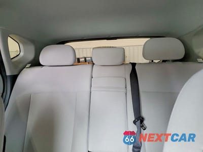 Zdjęcie 10 z 12 samochodu: 2025 HYUNDAI KONA SEL VIN:KM8HBCAB7SU195990 - miniatura